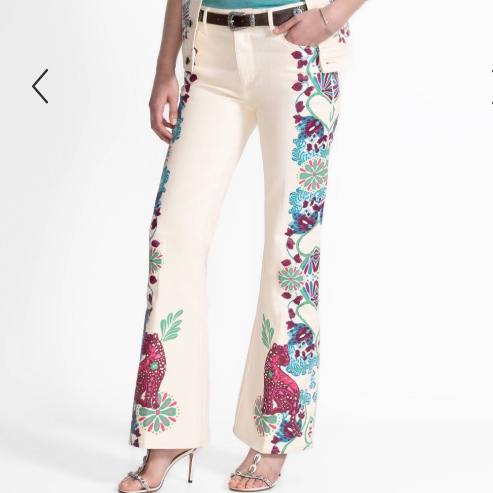 Johnny Was Cream Denim flare jeans, size 31, new